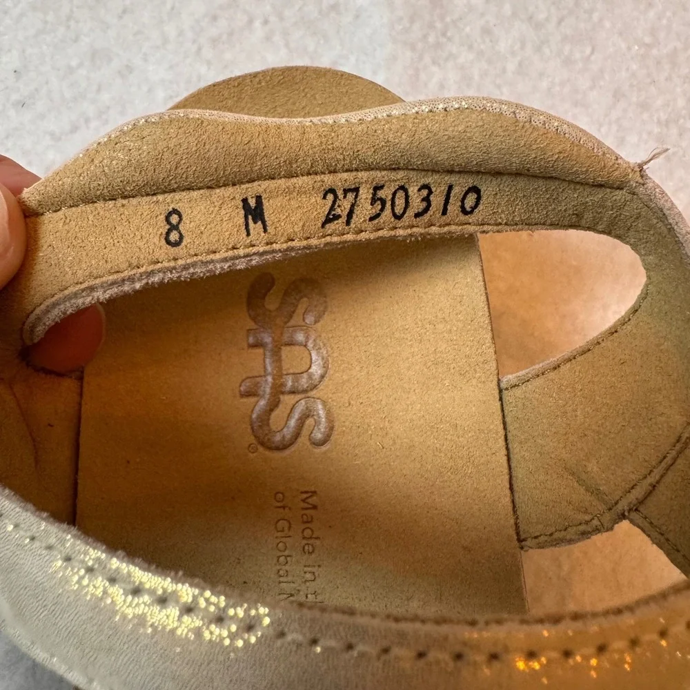 SAS Sandal Women 8M Champagne Gold Sanibel Wedge Buckle Metallic Leather Comfort